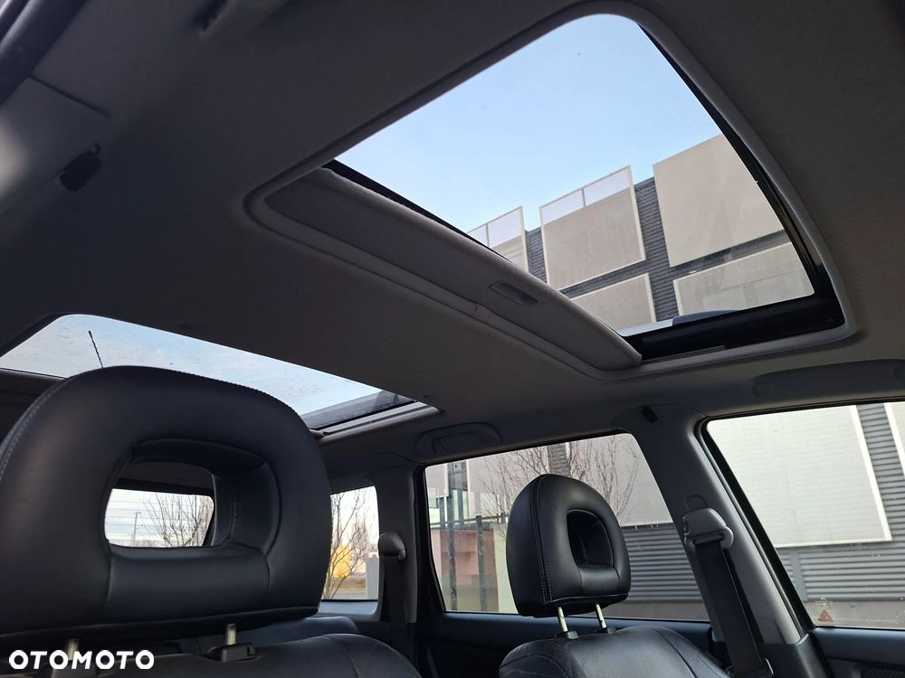 Mitsubishi Outlander 2.0 Turbo 4WD - 12