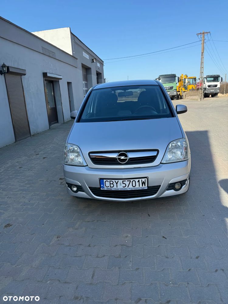 Opel Meriva - 8