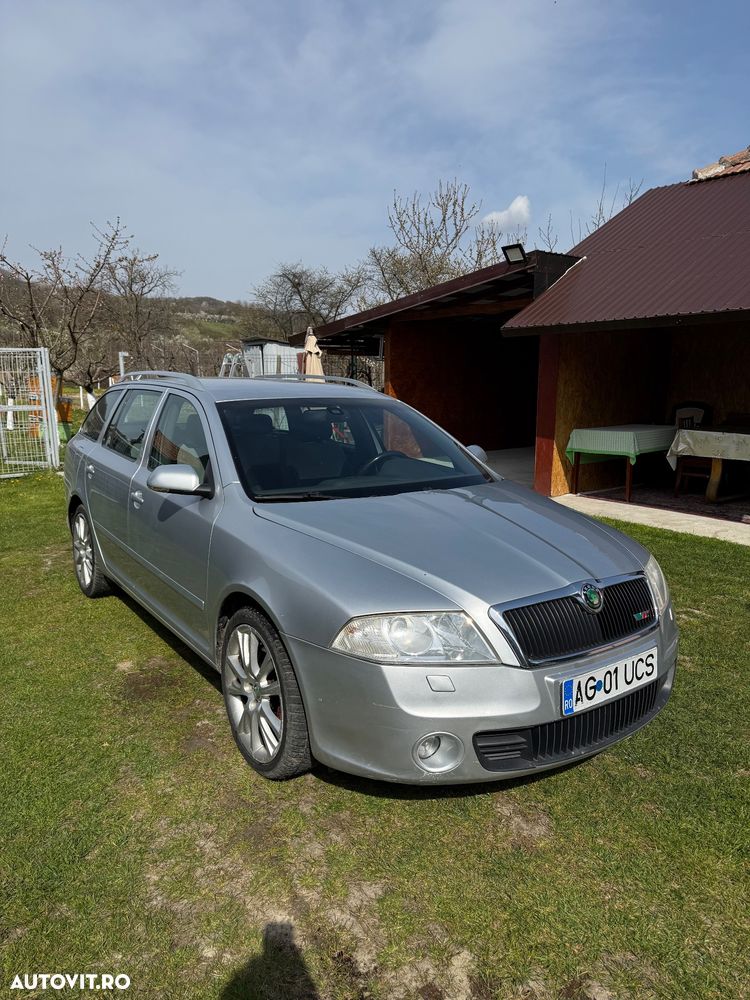 Skoda Octavia 2.0 TDI DPF RS - 3