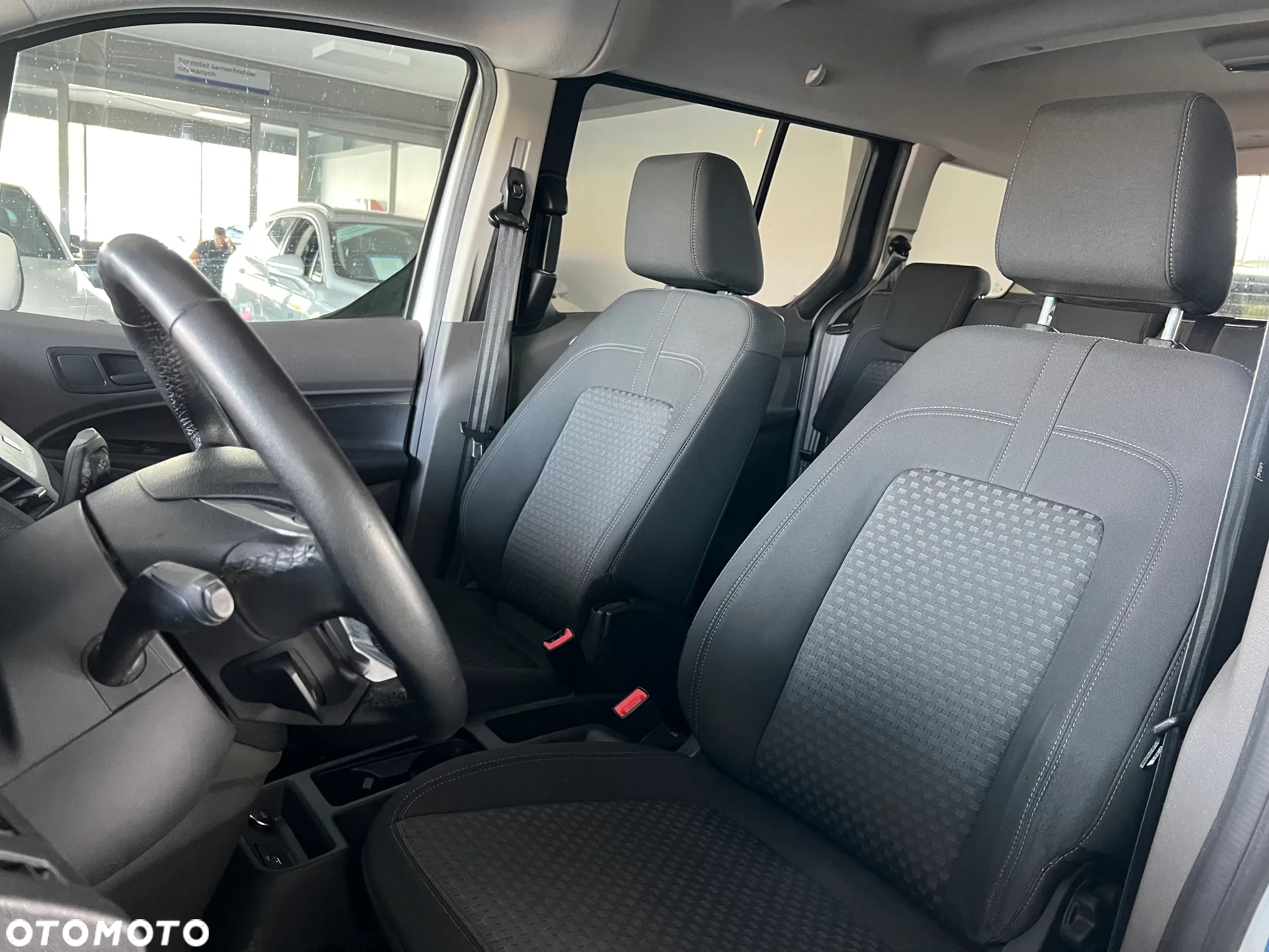 Ford Tourneo Connect Gr 1.5 EcoBlue Trend - 18