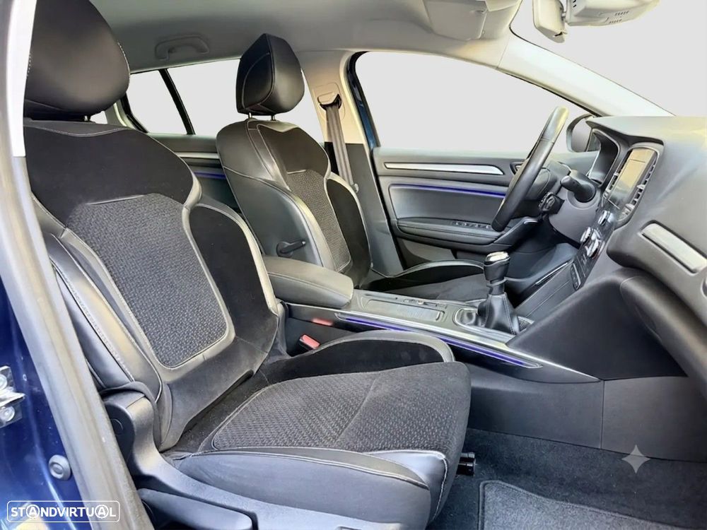Renault Mégane Sport Tourer ENERGY TCe 130 INTENS - 13