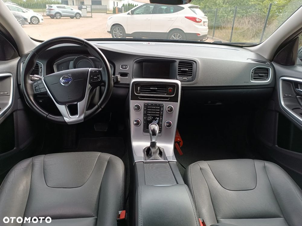 Volvo V60 D2 Drive-E Summum - 27