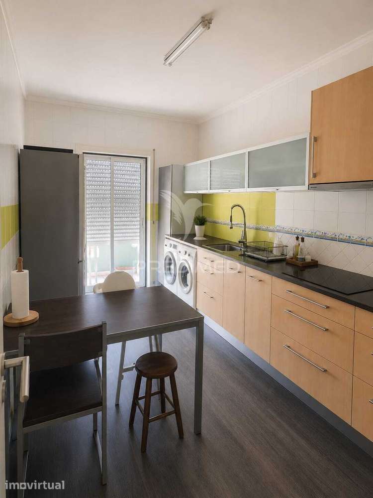APARTAMENTO T2 COM SÓTÃO E GARAGEM BOX | SÃO JORGE - Grande imagem: 2/19