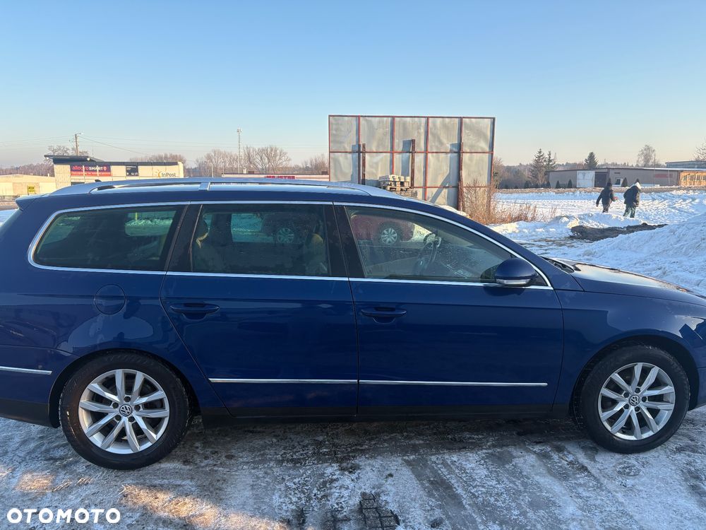 Volkswagen Passat - 13