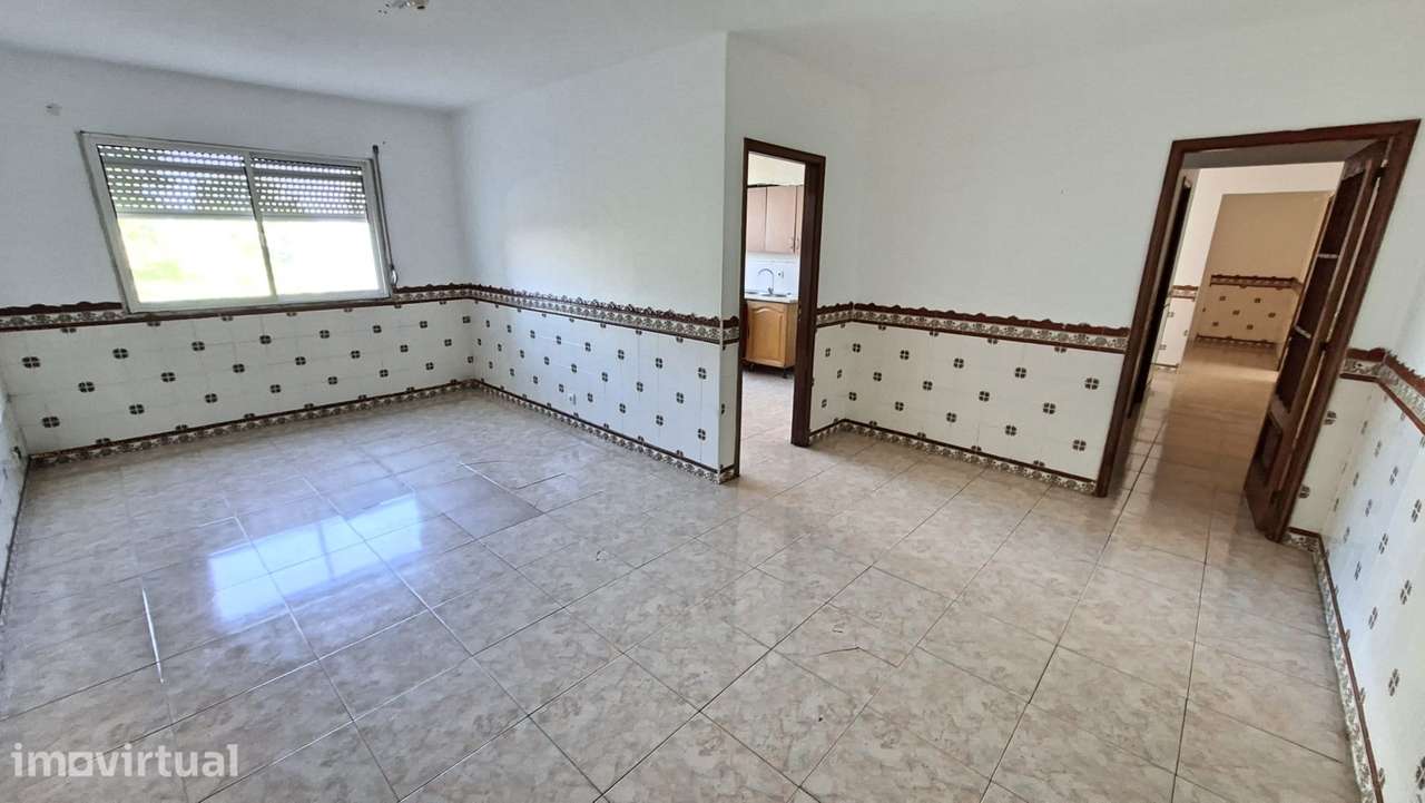 Apartamento T3 com 99m² em Santo Antonio da Charneca - Grande imagem: 2/15