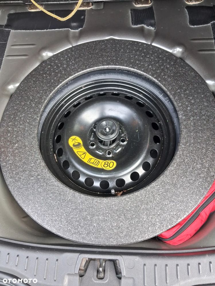 Ford Focus 1.5 EcoBoost Trend ASS - 35