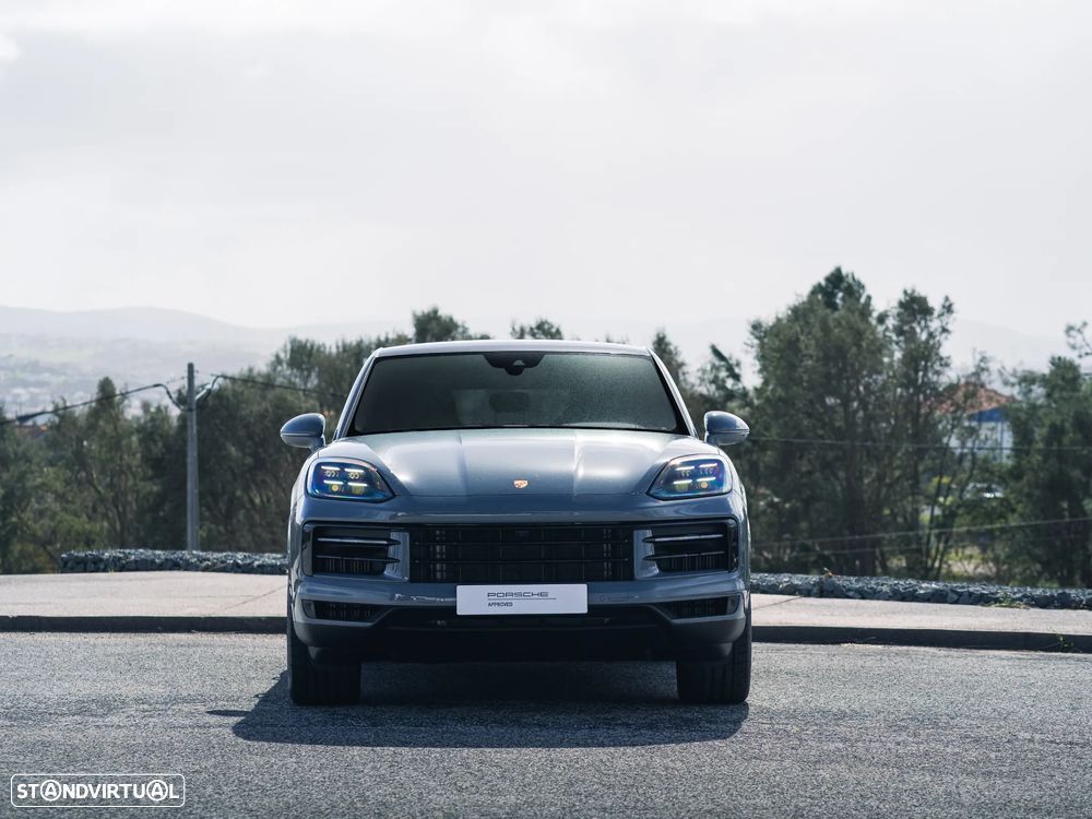 Porsche Cayenne Coupé E-Hybrid - 10