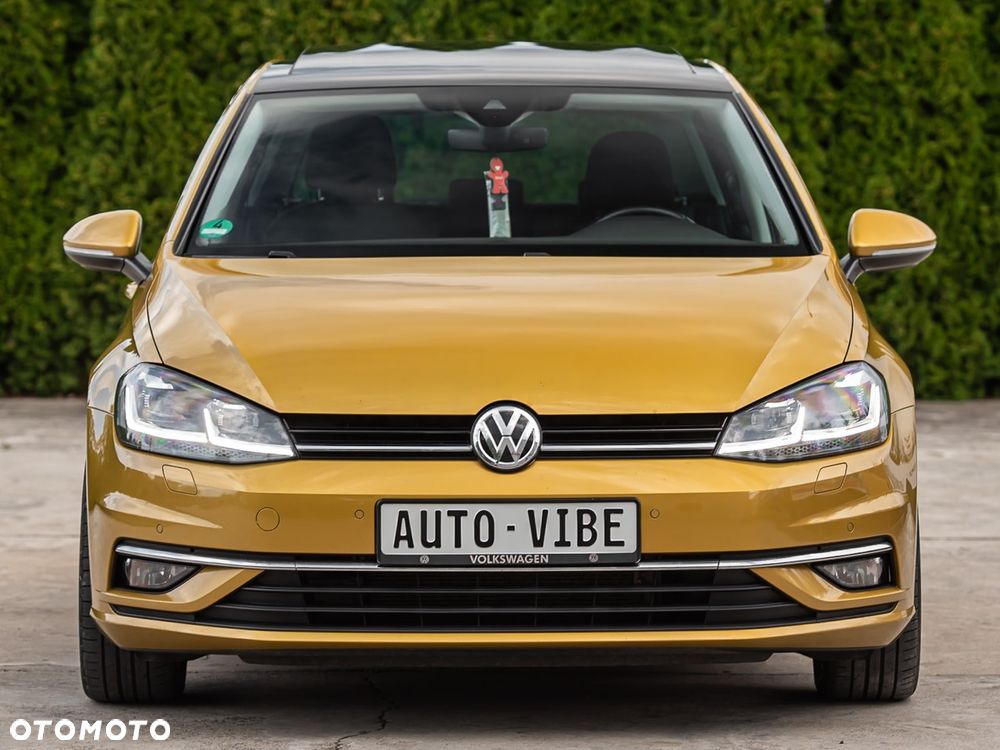 Volkswagen Golf 2.0 TDI BlueMotion Technology Edition - 4