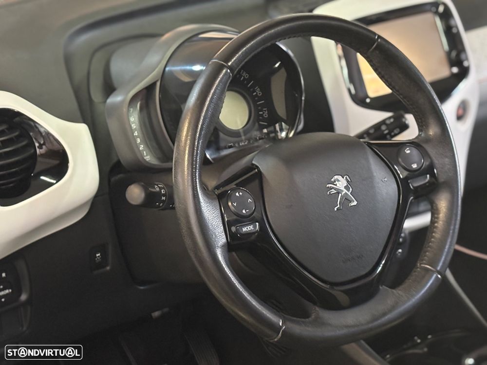 Peugeot 108 1.2 PureTech Top! Roland Garros - 38