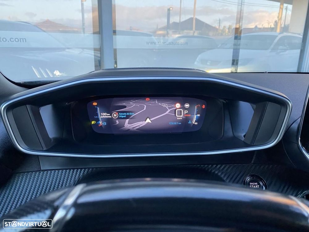 Peugeot 2008 1.2 PureTech GT EAT8 - 41