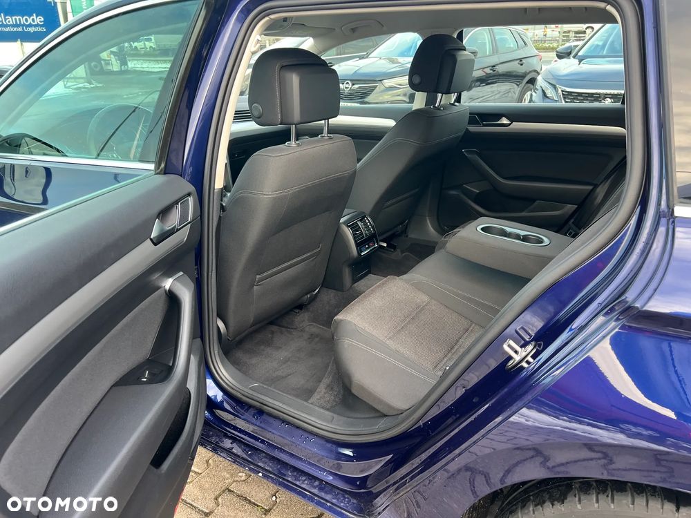 Volkswagen Passat 1.5 TSI OPF DSG - 16