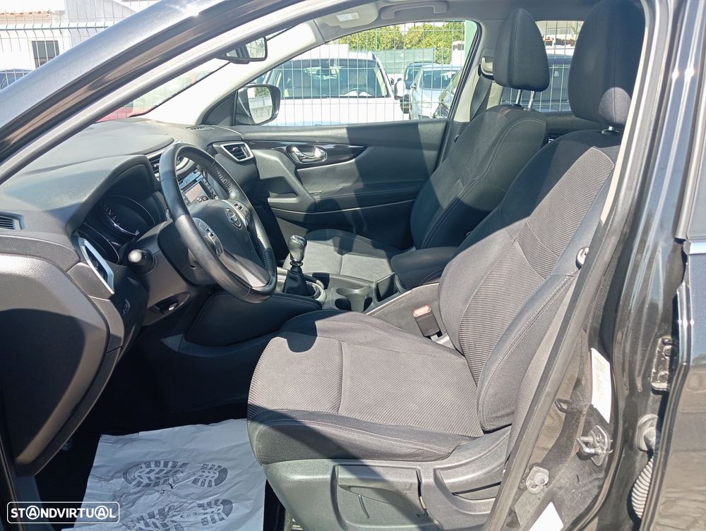 Nissan Qashqai 1.5 dCi N-Connecta 18 - 7