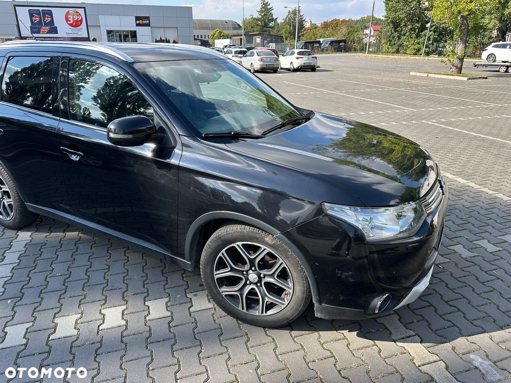Mitsubishi Outlander Instyle NAVI - 1