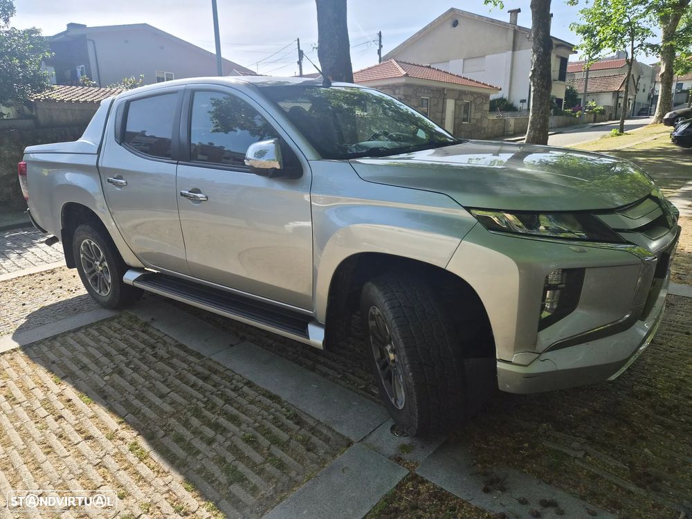 Mitsubishi L200 2.3 DI-D Strakar Club Connect Edition 4WD - 2