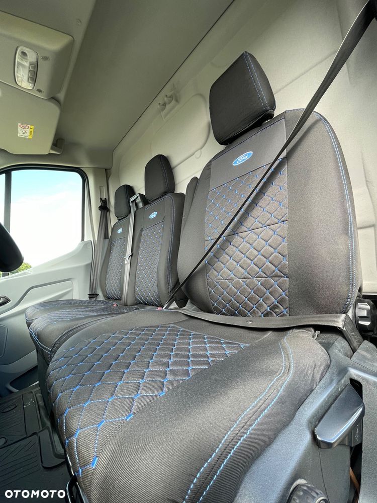 Ford Transit - 30