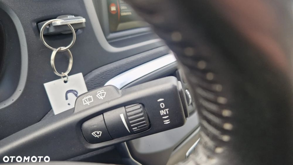 Volvo V40 D3 Geartronic Summum - 14