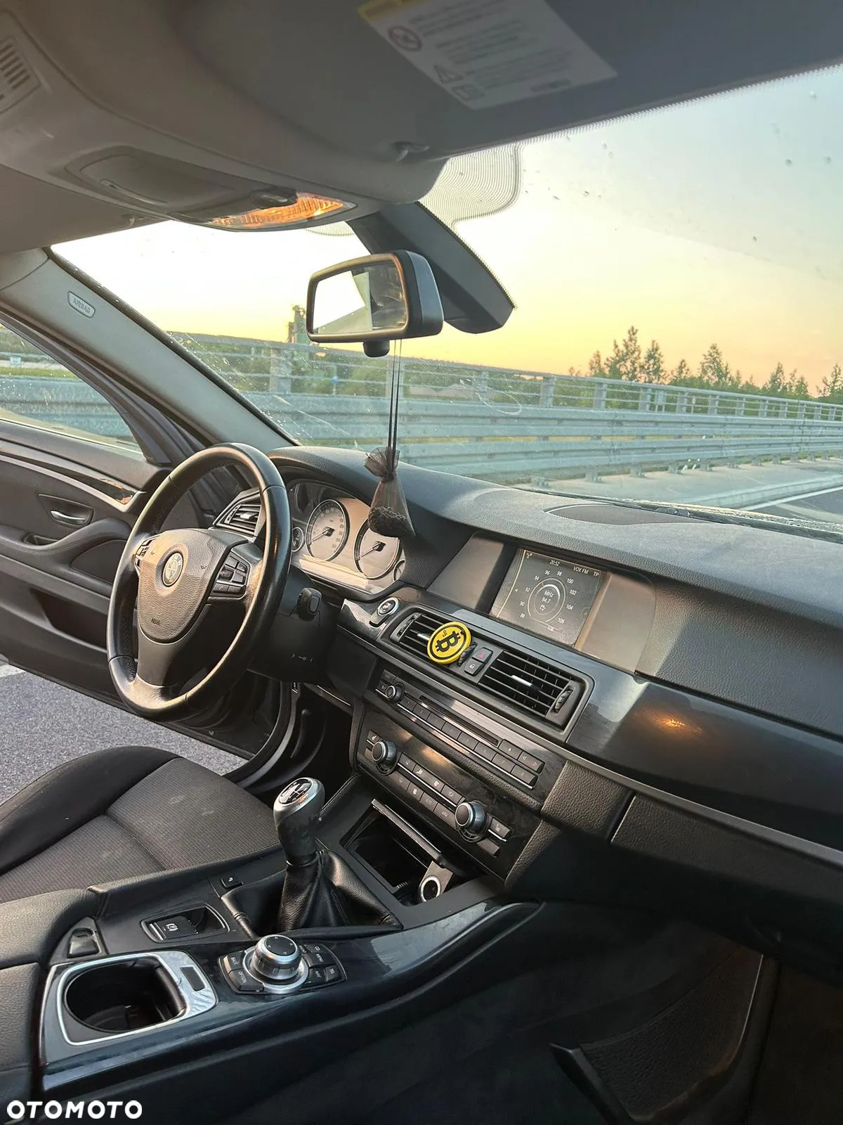 BMW Seria 5 520d - 11