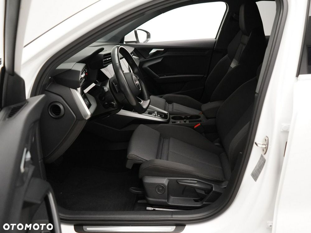 Audi A3 Limousine - 12