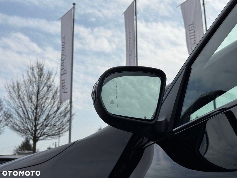 Mercedes-Benz GLA 200 Progressive - 10