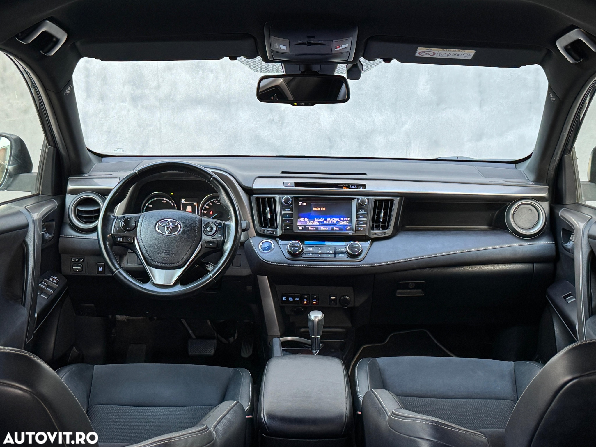 Toyota RAV4 2.5 4x4 Hybrid Comfort - 10