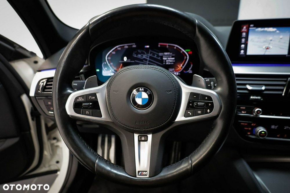 BMW Seria 5 - 16