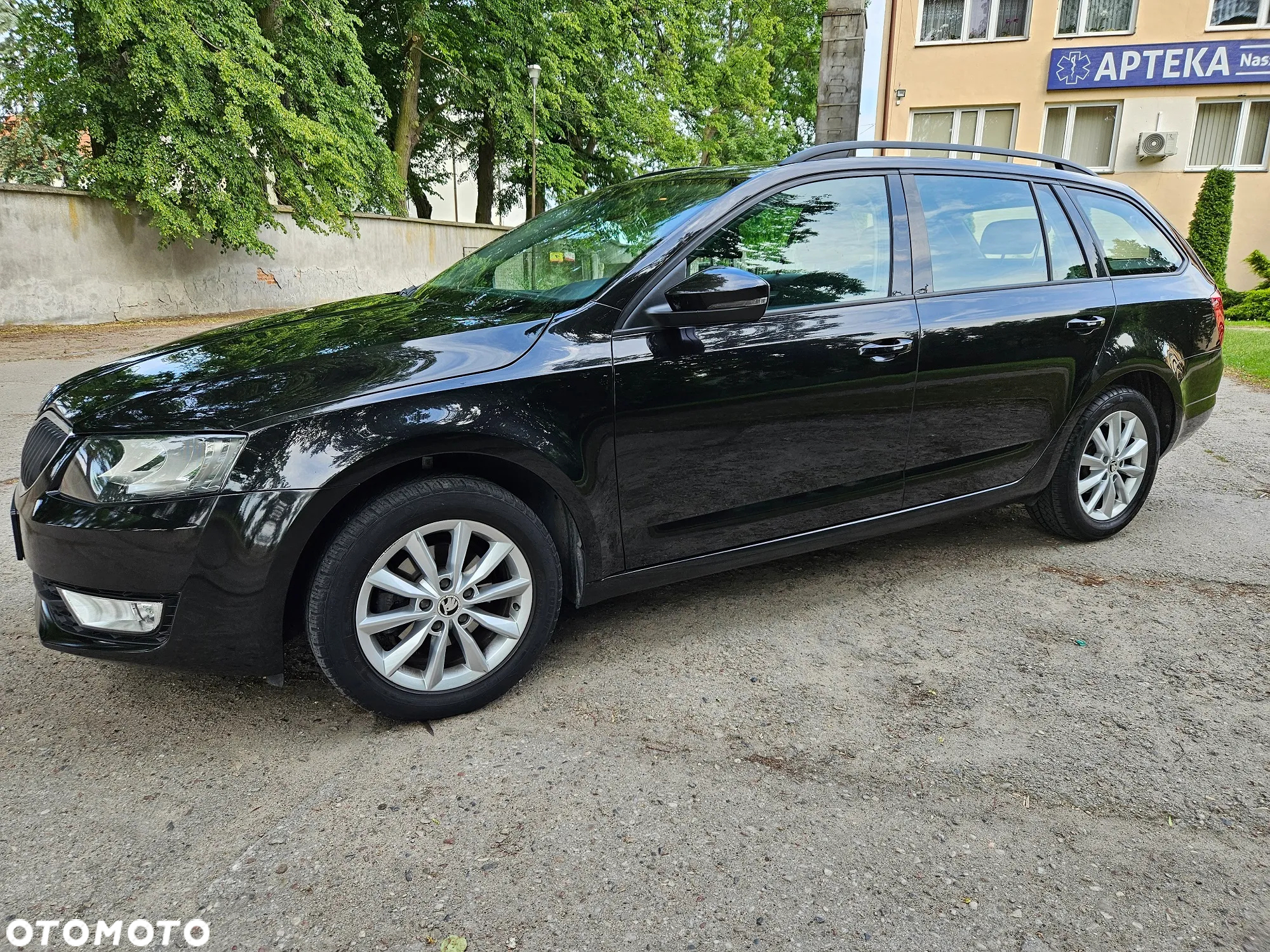 Skoda Octavia Combi 1.6 TDI (Green tec) DSG Style - 9