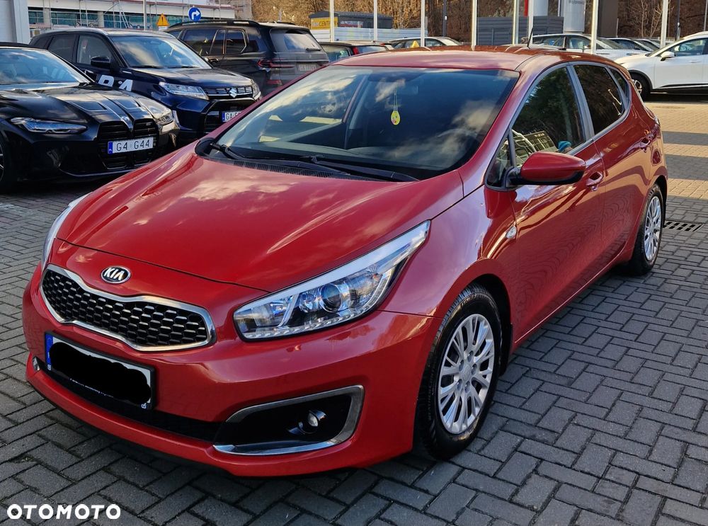 Kia Ceed - 1