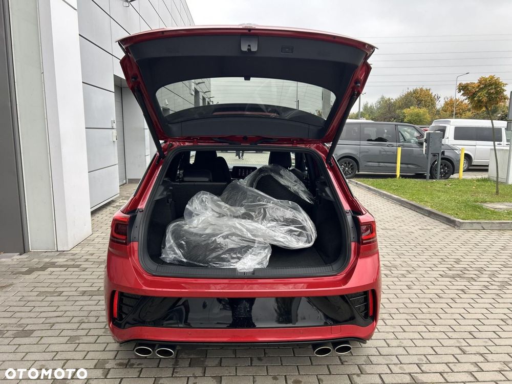 Volkswagen T-Roc - 17