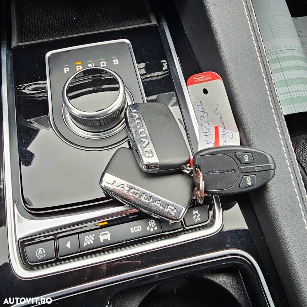 Jaguar F-Pace 20d AWD Aut. R-Sport Ingenium Edition - 13