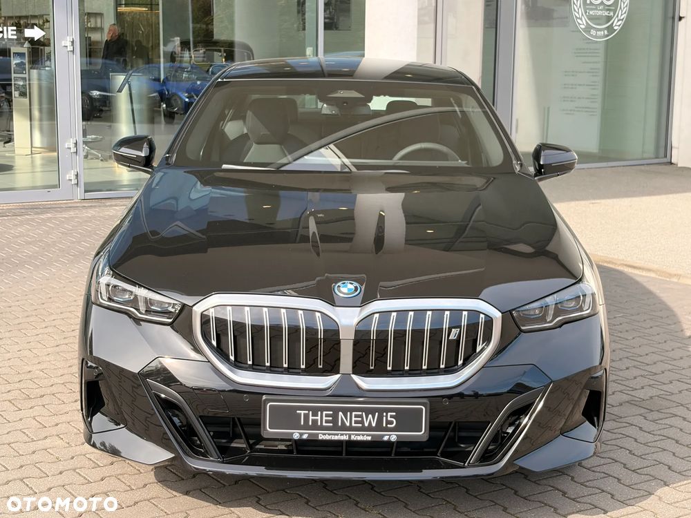 BMW i5 83.9kWh eDrive40 M Sport - 2