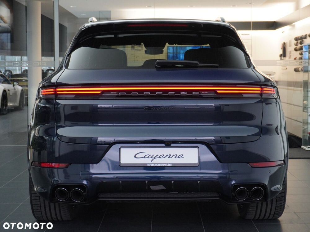 Porsche Cayenne E-Hybrid PHEV Black Edition - 17
