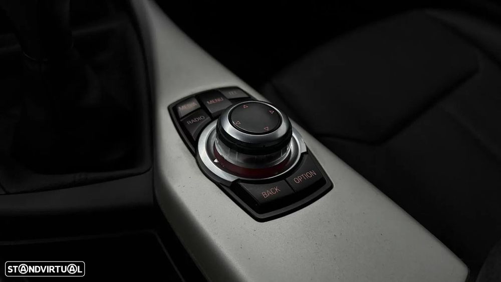BMW 116 d Sport Line - 24