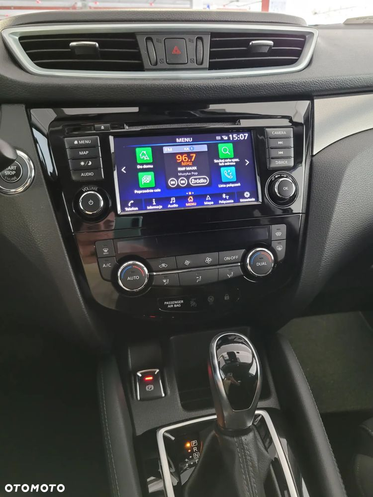 Nissan Qashqai 1.3 DIG-T N-Connecta DCT - 10