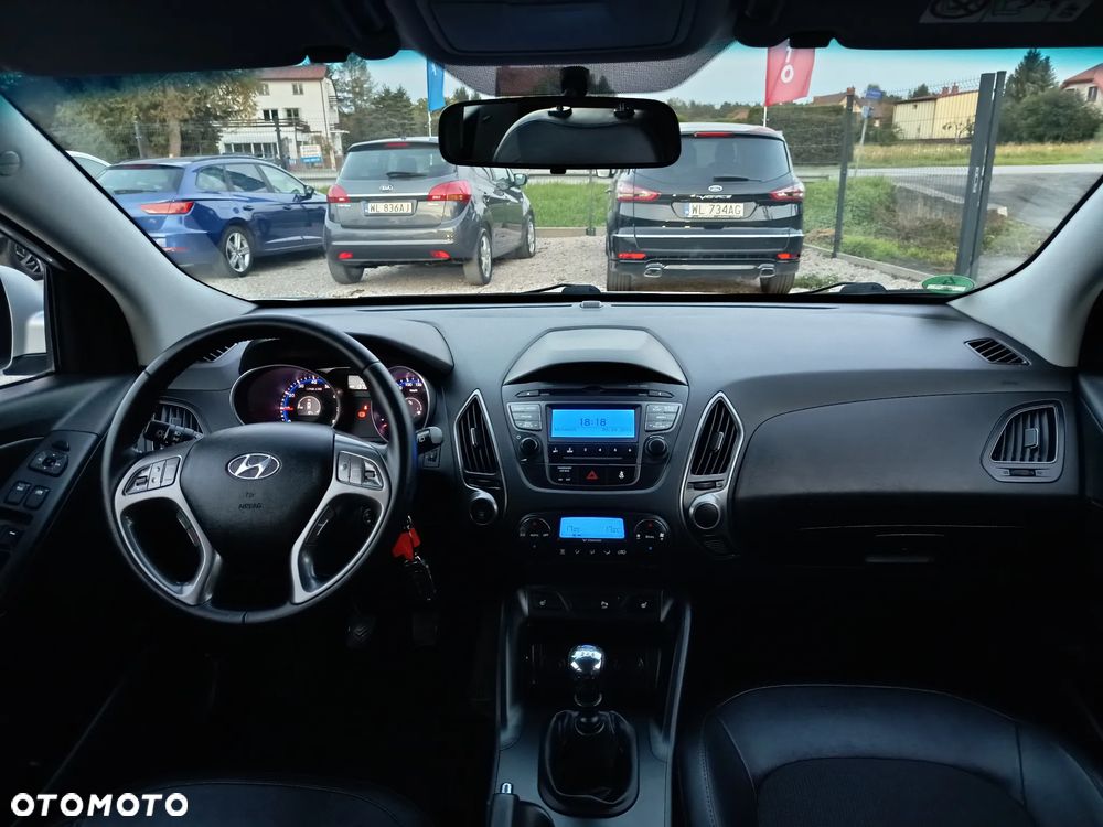 Hyundai ix35 1.6 2WD UEFA EURO 2012 Edition - 16
