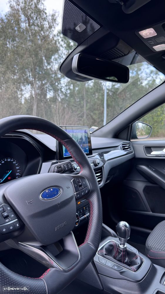 Ford Focus 1.0 EcoBoost MHEV ST-Line - 10