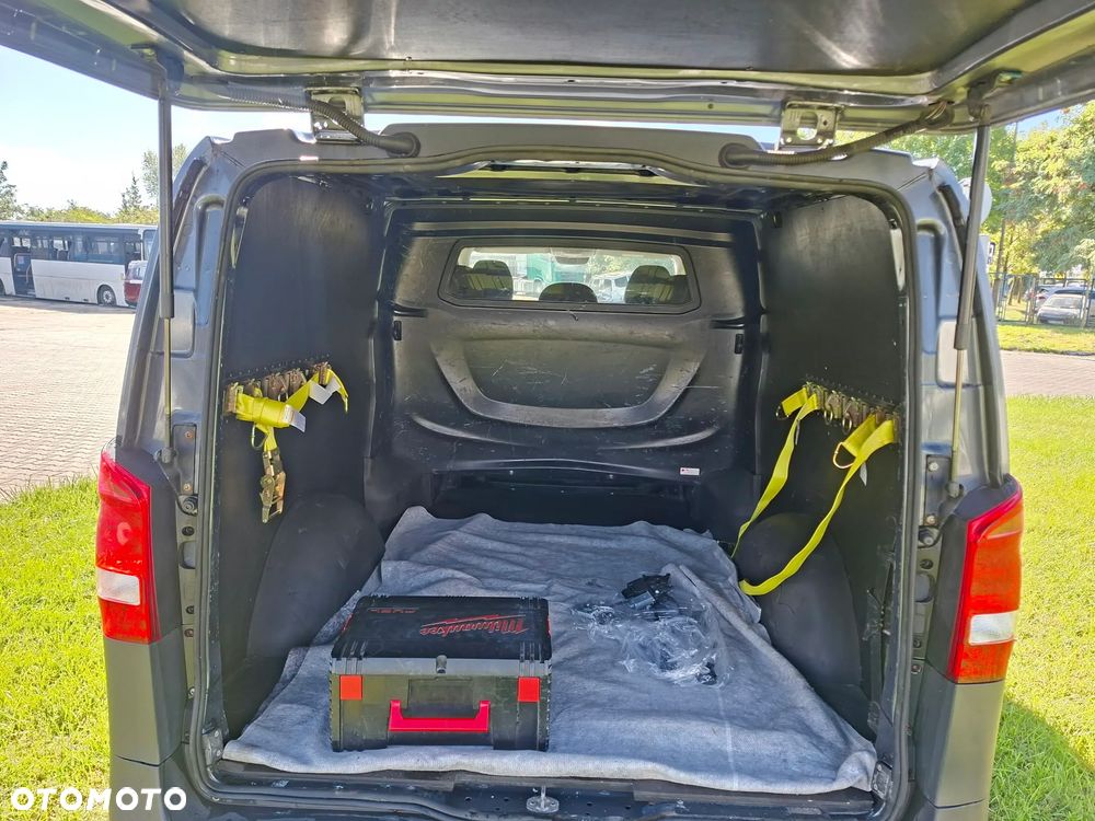 Mercedes-Benz Vito - 13