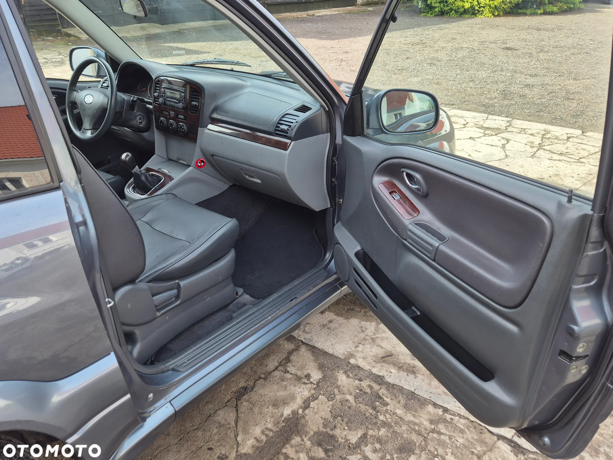 Suzuki Grand Vitara 1.6 - 17