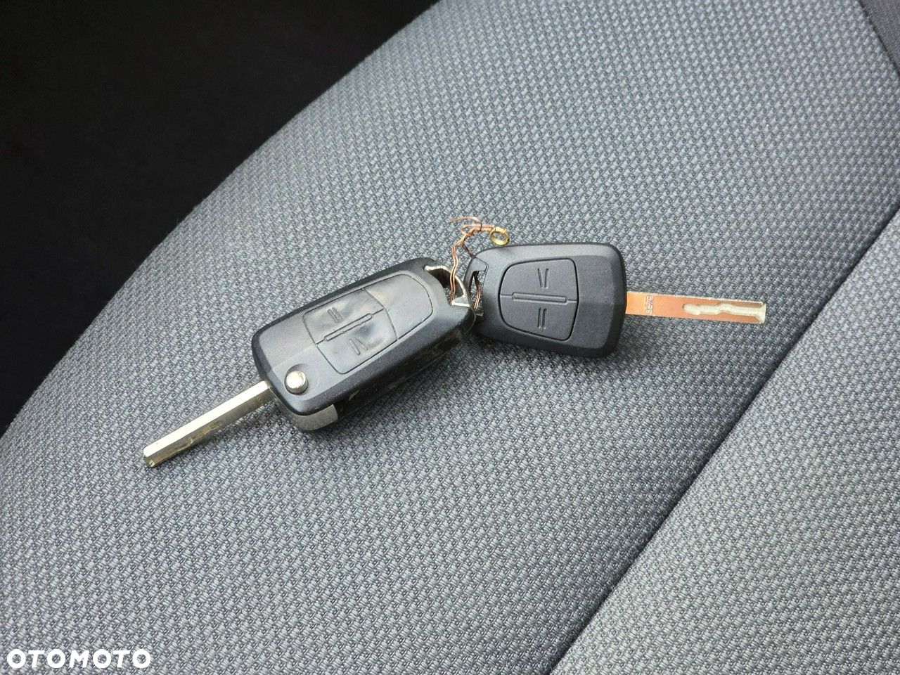 Opel Astra 1.8 Caravan Automatik - 30
