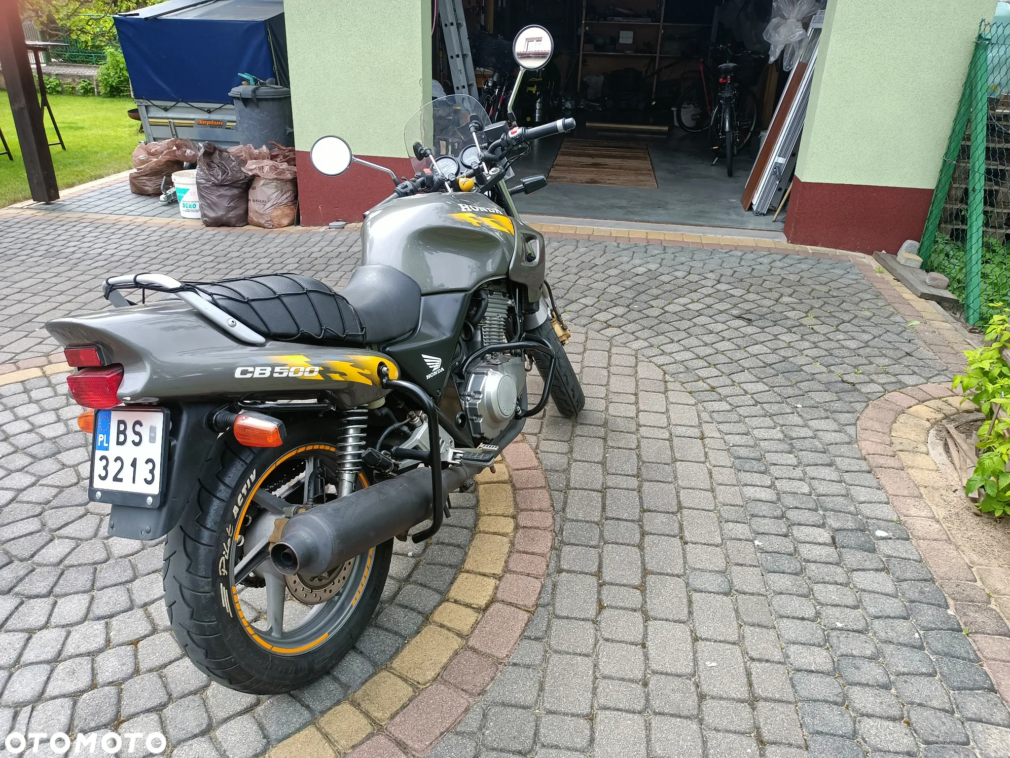 Honda CB - 4