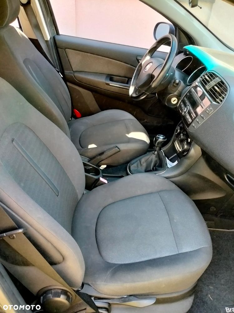 Fiat Bravo 1.9 Multijet Active - 10