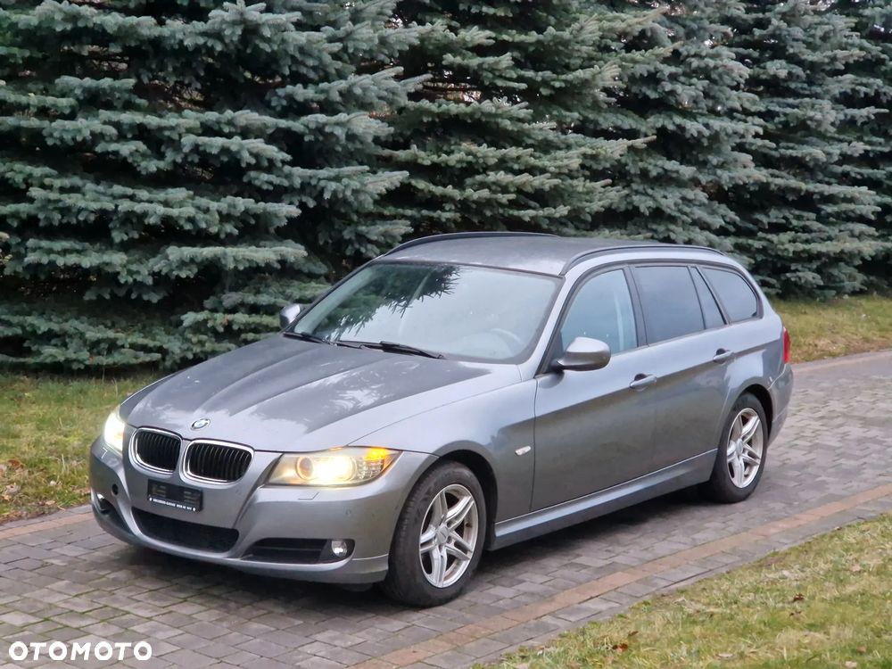 BMW Seria 3 318i Edition Lifestyle - 1