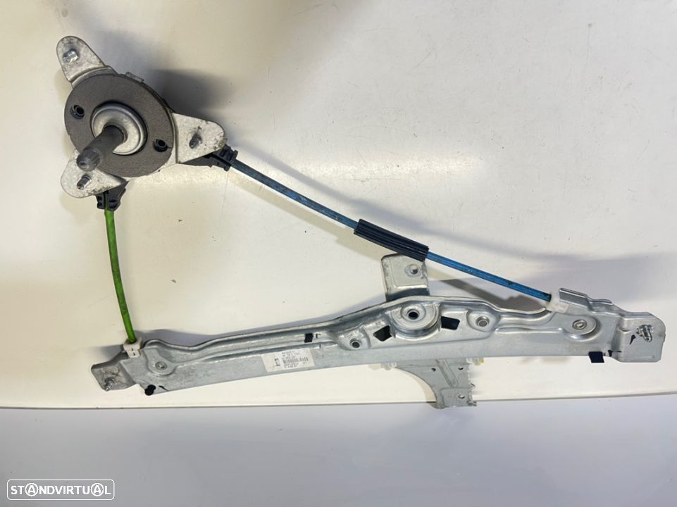 Elevador Manual Vidro Peugeot 208 traseiro dto - 1