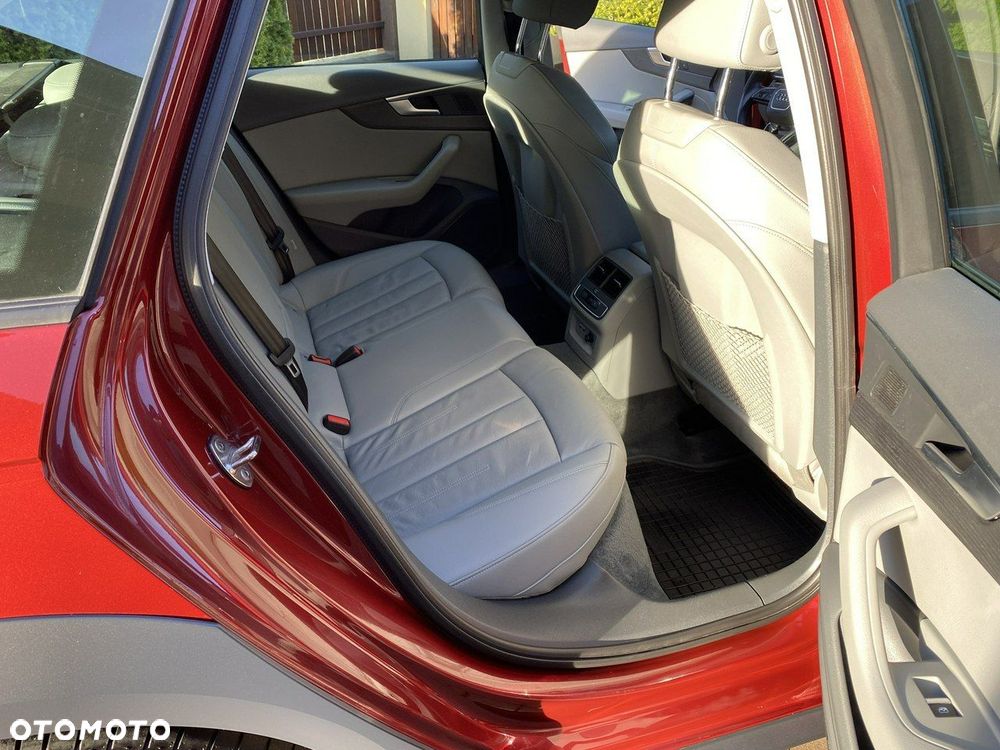 Audi A4 Allroad 2.0 TDI Quattro S tronic - 36