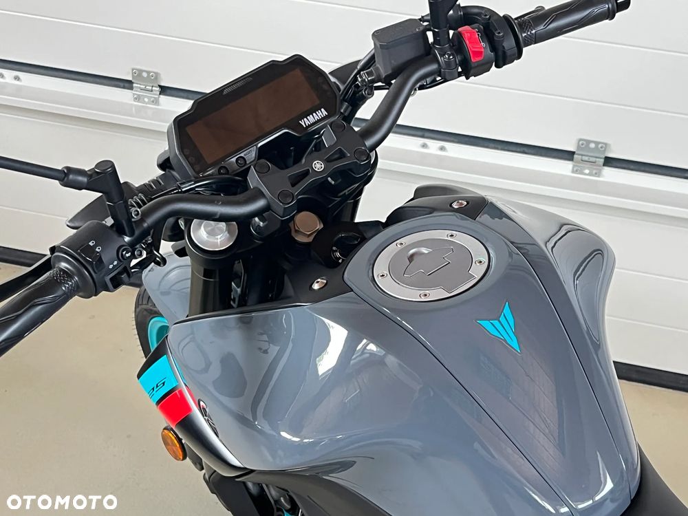 Yamaha MT - 18