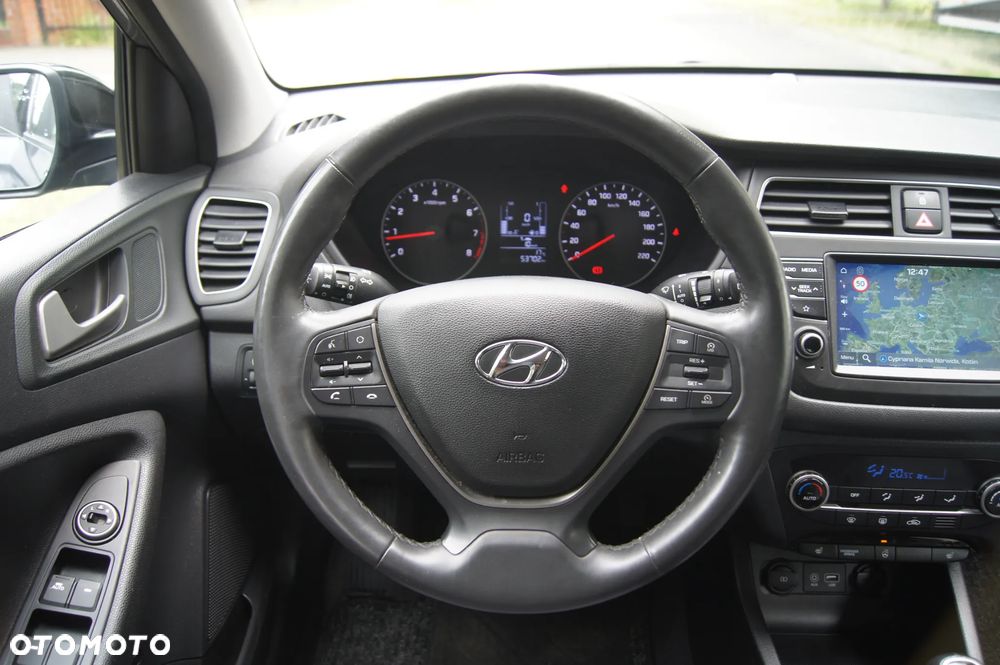 Hyundai i20 blue 1.2 YES!+ - 14