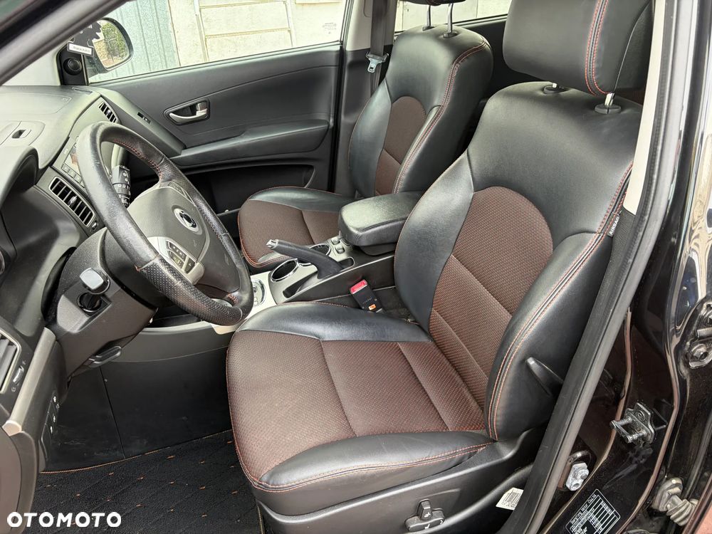 SsangYong/KGM Korando 2.0 E-XDi DPF 2WD Automatik Sapphire - 20