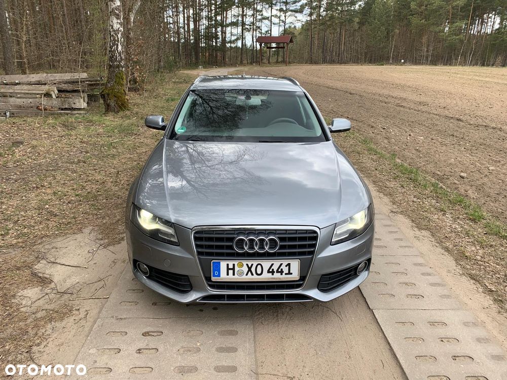 Audi A4 Avant 2.0 TDI Limited Edition - 2