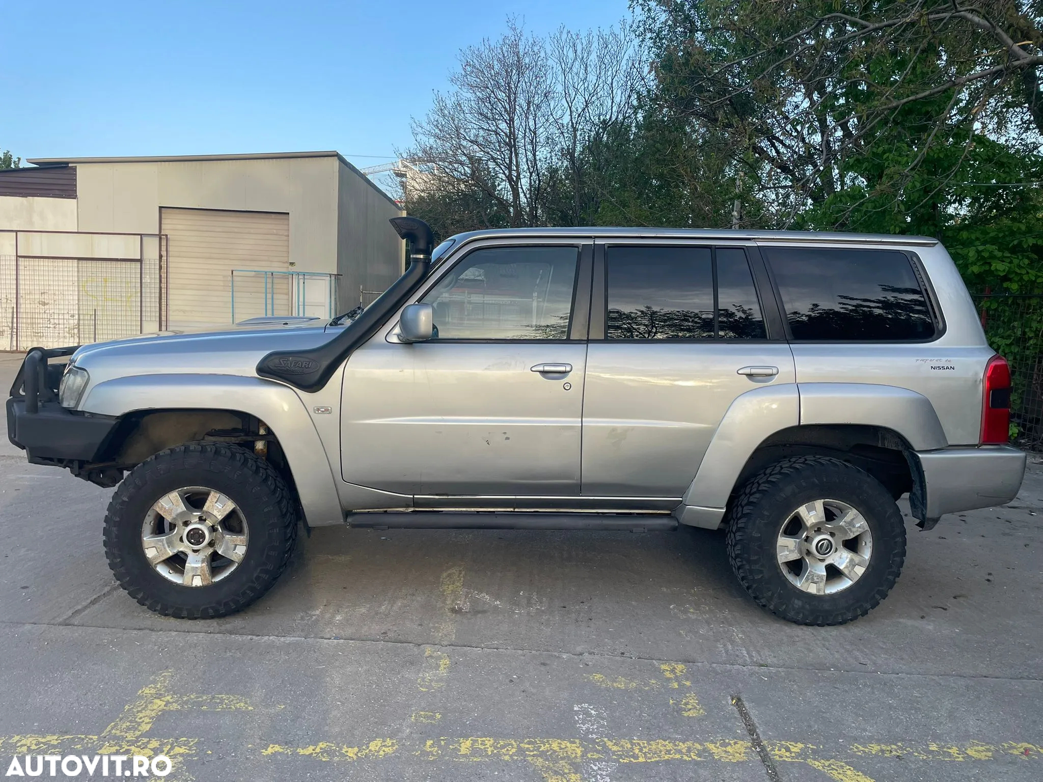 Nissan Patrol 3.0 TDI Luxury Plus - 12