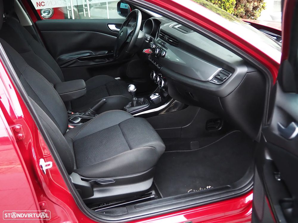 Alfa Romeo Giulietta 1.4 TB 16V Impression - 11