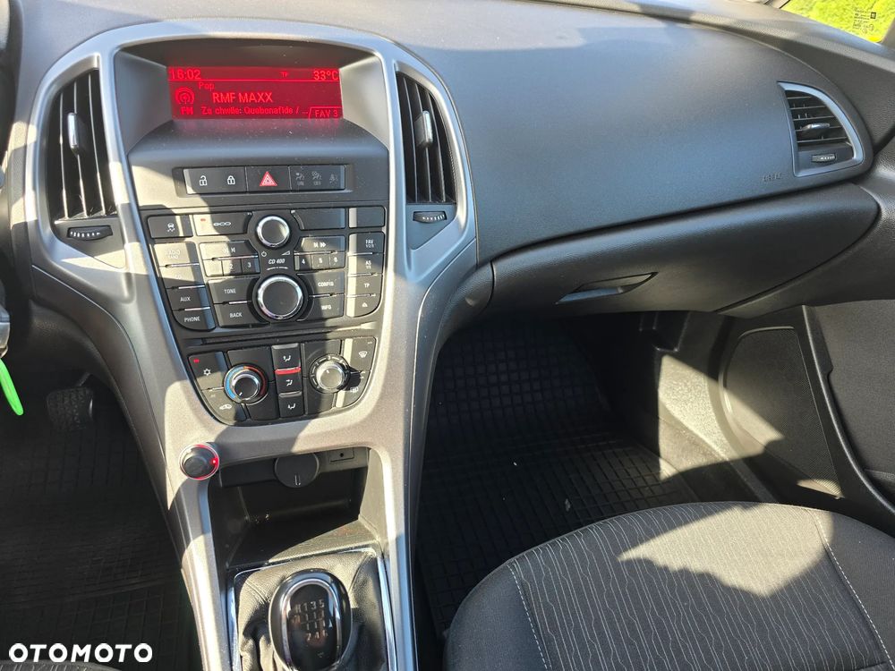 Opel Astra IV 1.6 CDTI Enjoy - 12